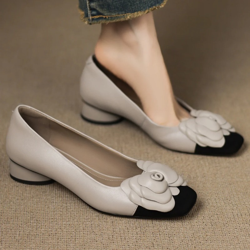 Women'S Shoes And Accessories - Escarpins à enfiler en peau de