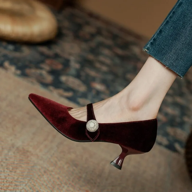 Vin rouge bout pointu Mary Jan - Women'S Shoes And Accessories avis et prix