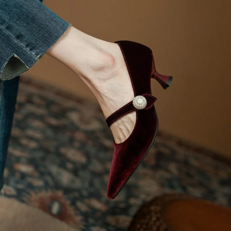 Vin rouge bout pointu Mary Jan - Women'S Shoes And Accessories avis et prix