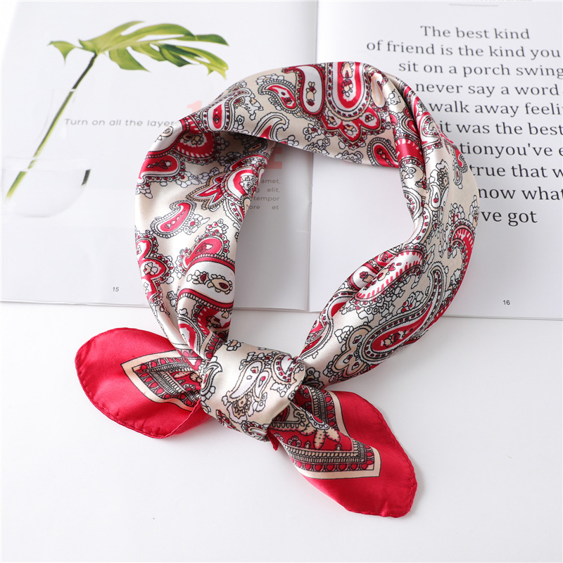 Foulard carré de luxe en soie  - Silk Scarf Square avis et prix