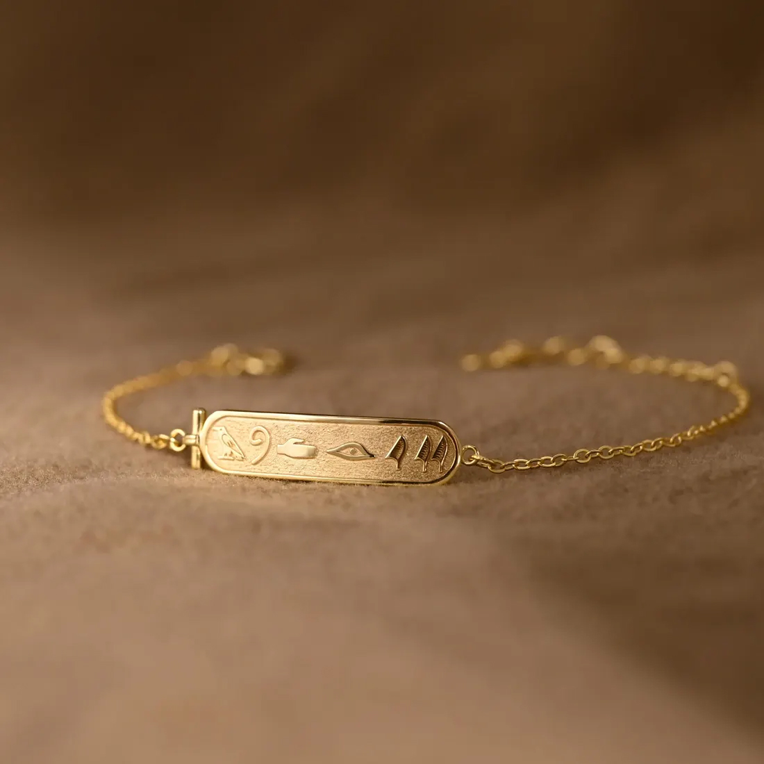 Bracelet personnalisé avec nom - Women Accessories Egypt avis et prix