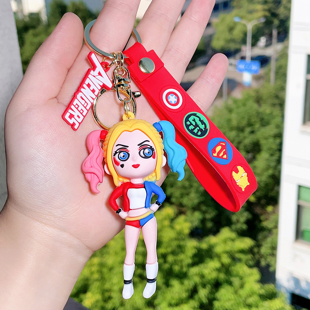 Porte-clés de poupée avec Imag - Women'S Harley Quinn Accessories avis et prix