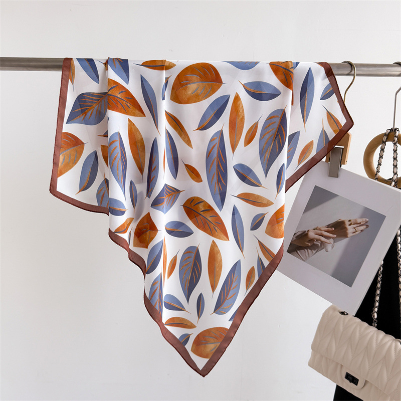 Marque de luxe imprimer 70 cm  - Silk Scarf Square avis et prix